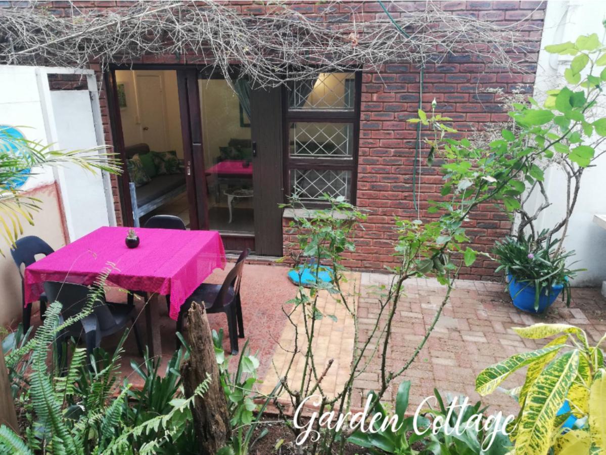 Beach Wood Cottages 셸리비치 외부 사진