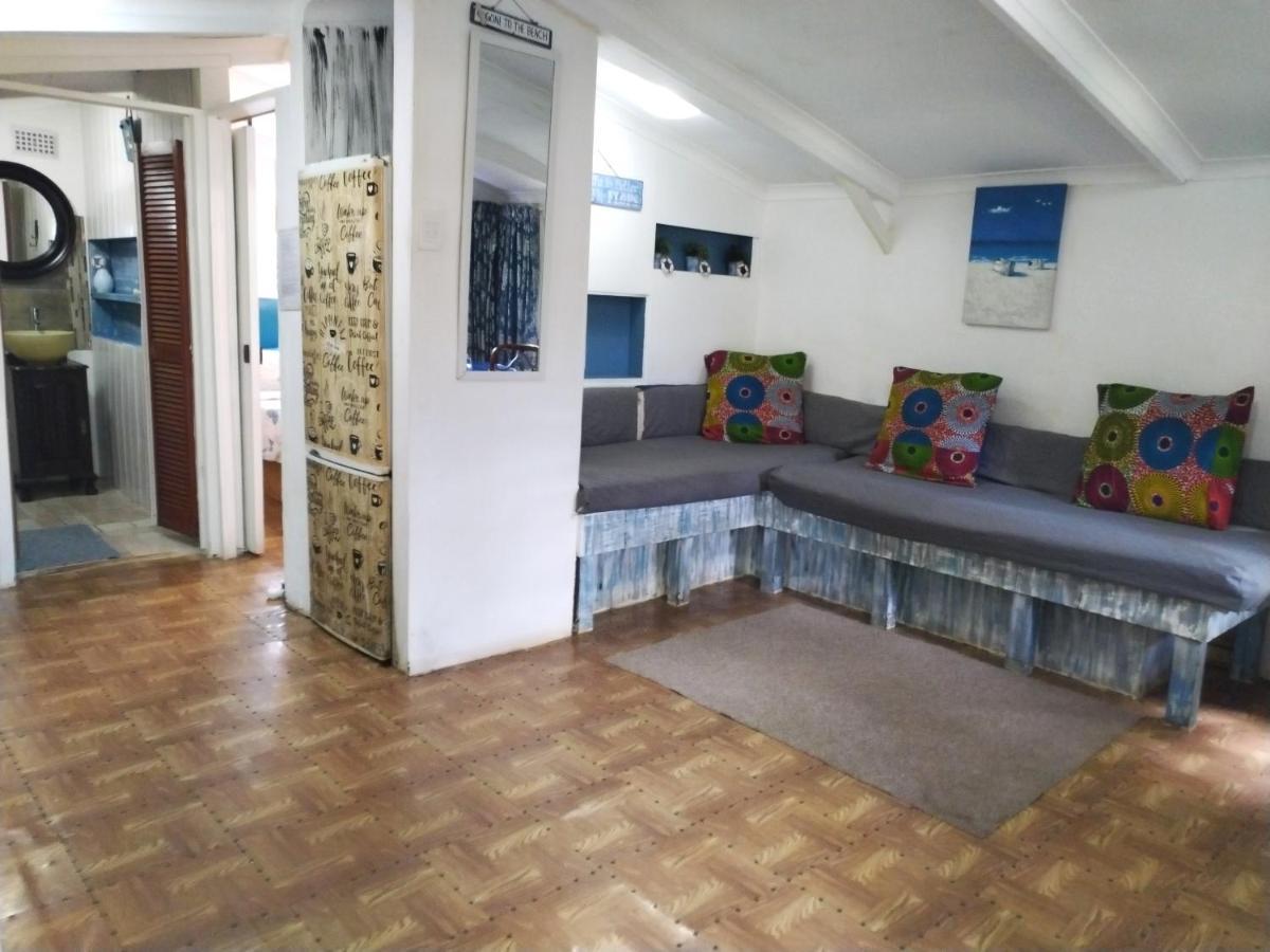 Beach Wood Cottages 셸리비치 외부 사진